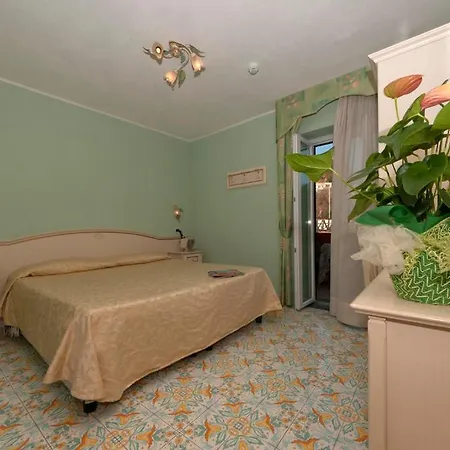 Franca Hotel Forio (Isola d'Ischia)