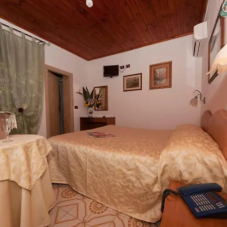 Franca Forio (Isola d'Ischia)