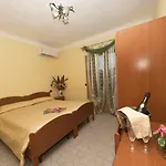 Franca Hotel 3*