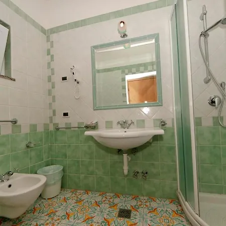 Hotell Franca 3*
