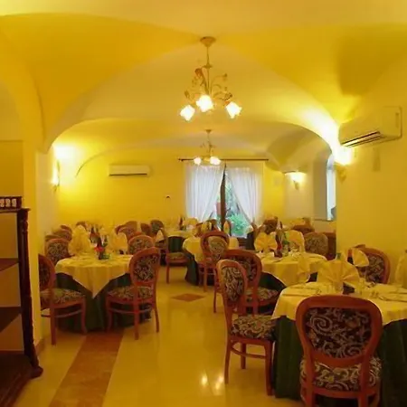 Franca 3*
