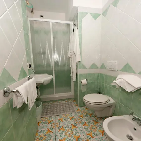 Franca 3*