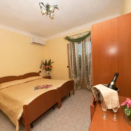 Franca Hotel